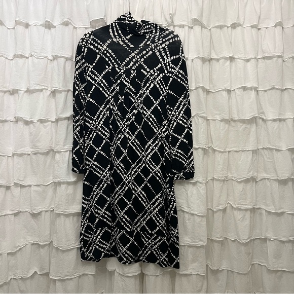 Madison Dress - Picture 1 of 5